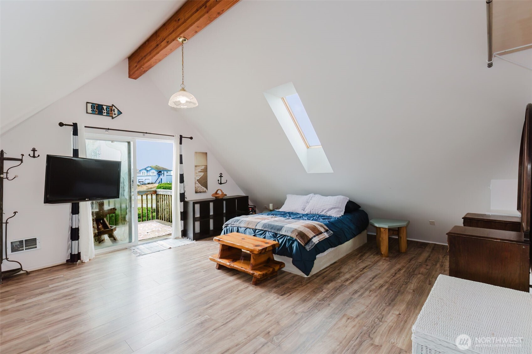 1272 Cutlass Court , Ocean Shores, WA 98569