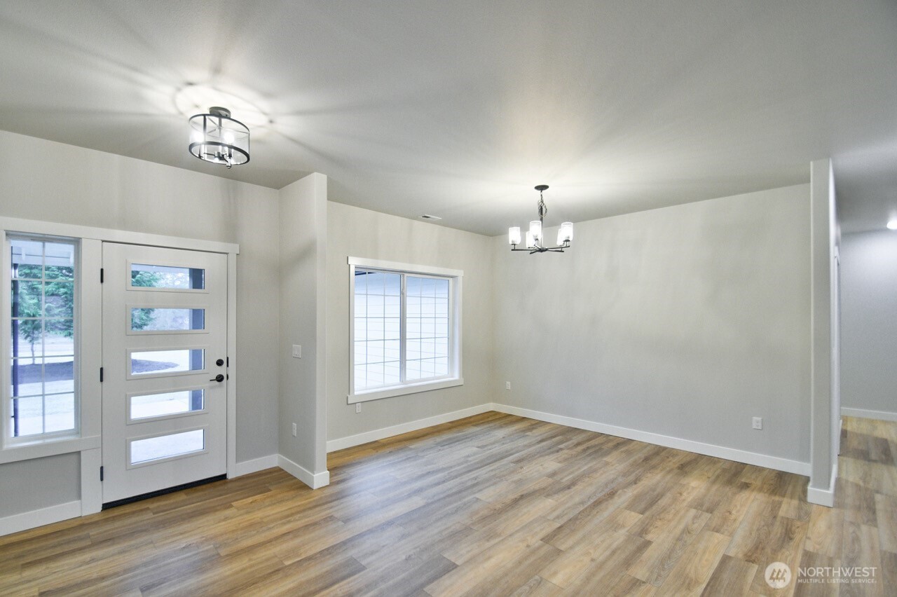 900 Barbara Lane , Centralia, WA 98531