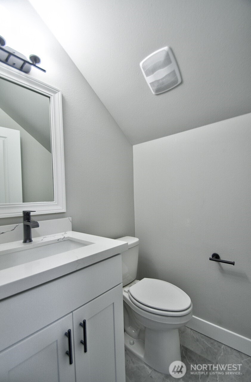 900 Barbara Lane , Centralia, WA 98531