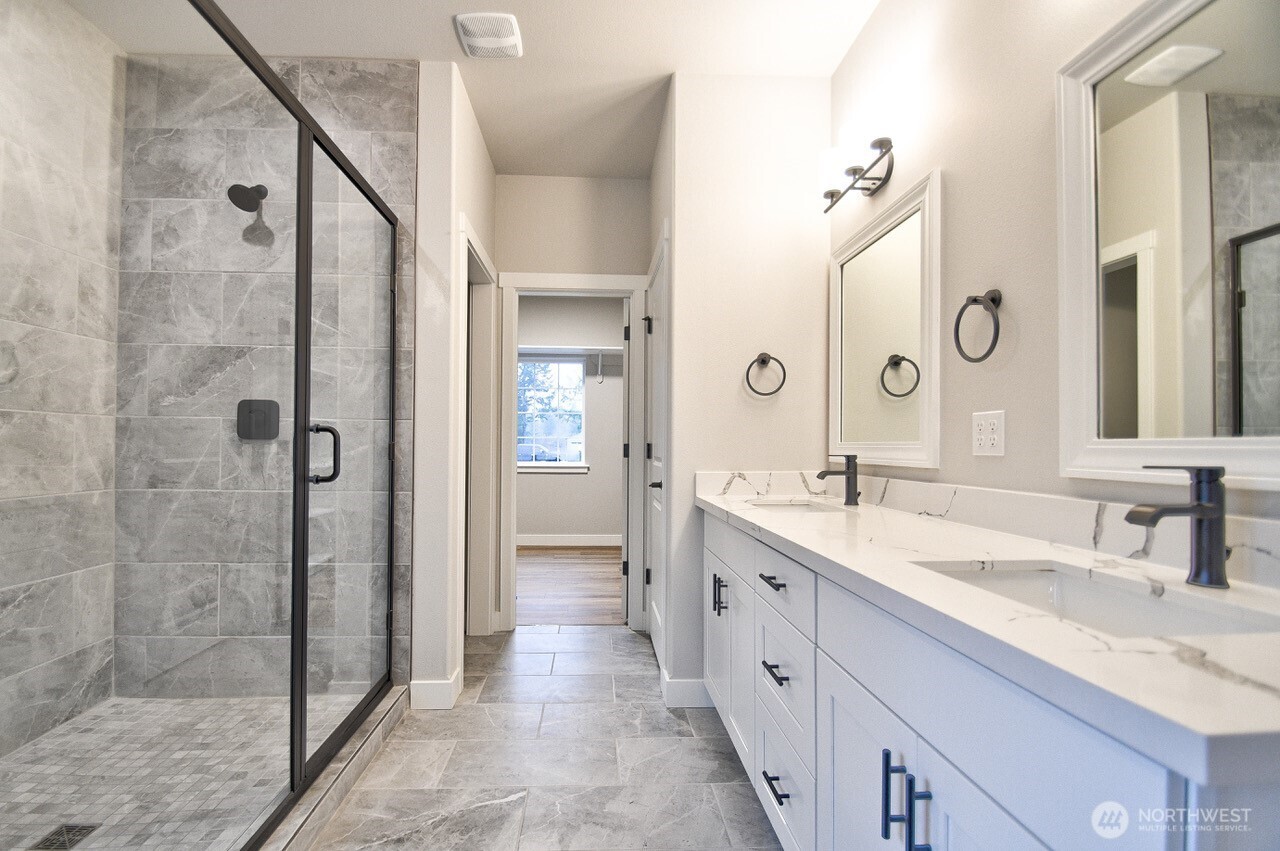 900 Barbara Lane , Centralia, WA 98531