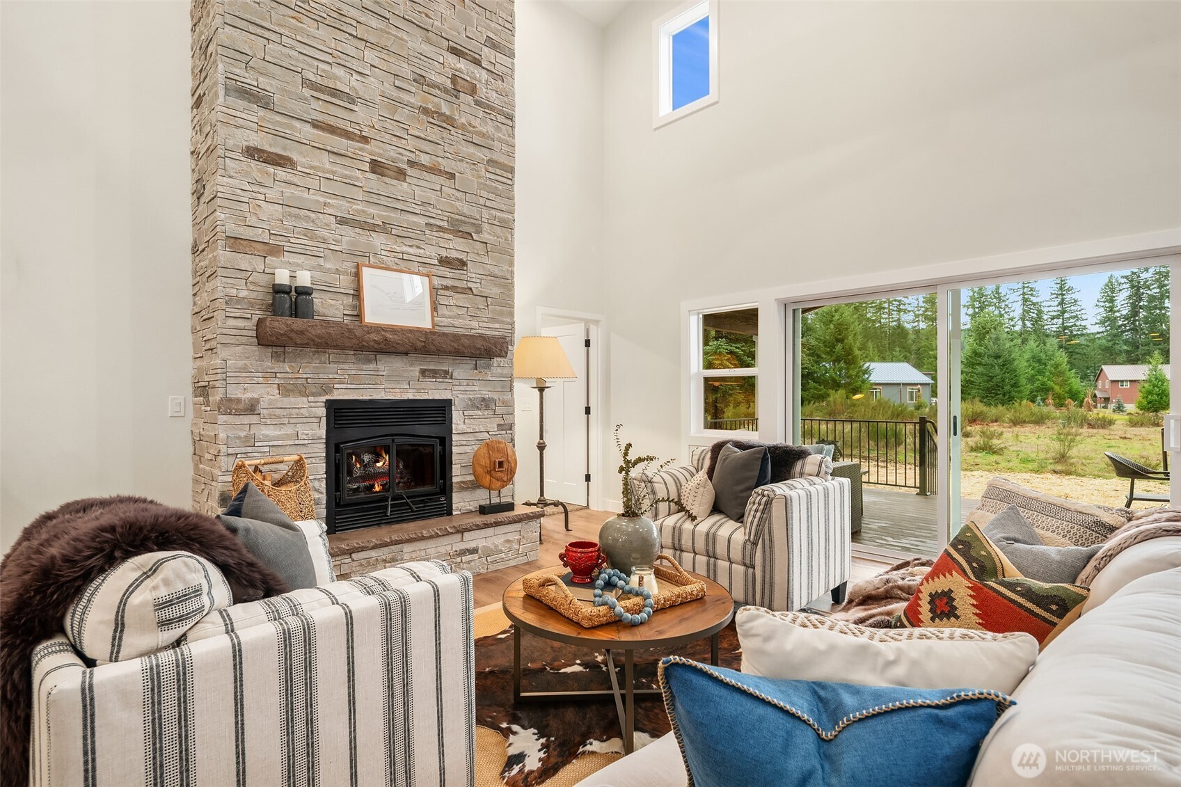 110 Mountain View Drive , Packwood, WA 98361