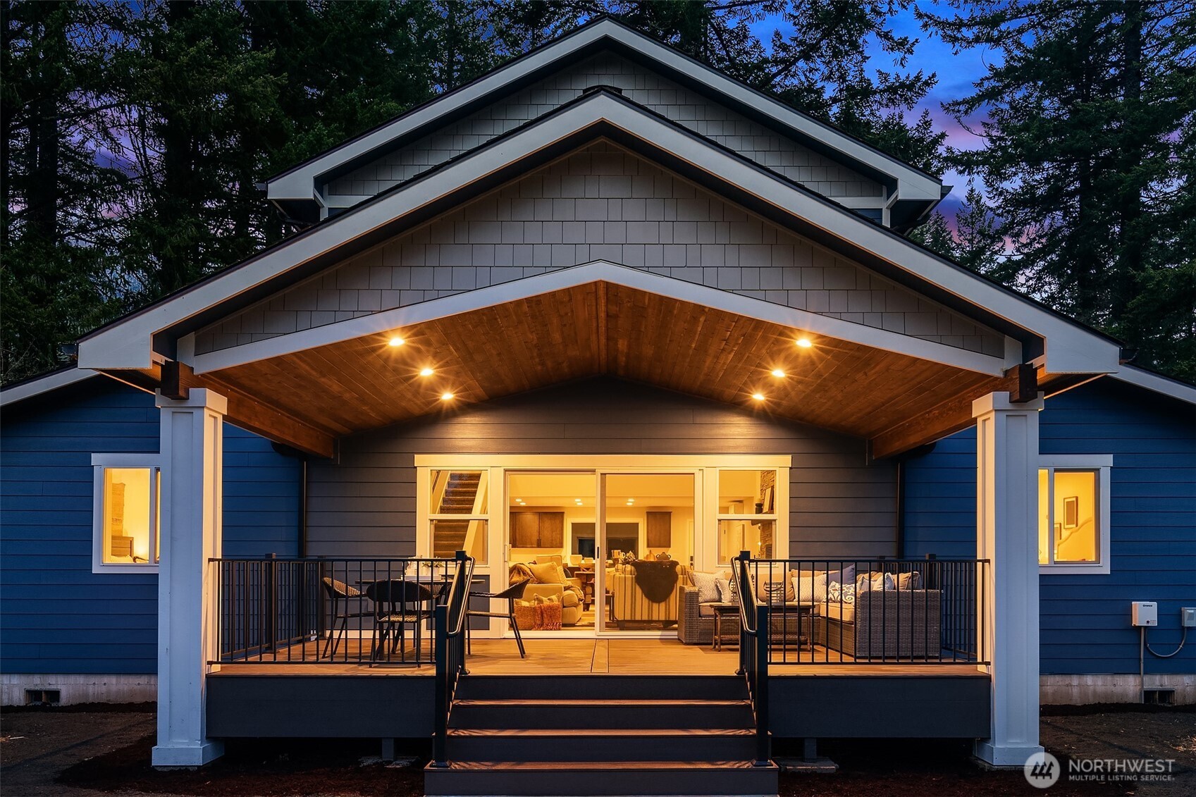 110 Mountain View Drive , Packwood, WA 98361