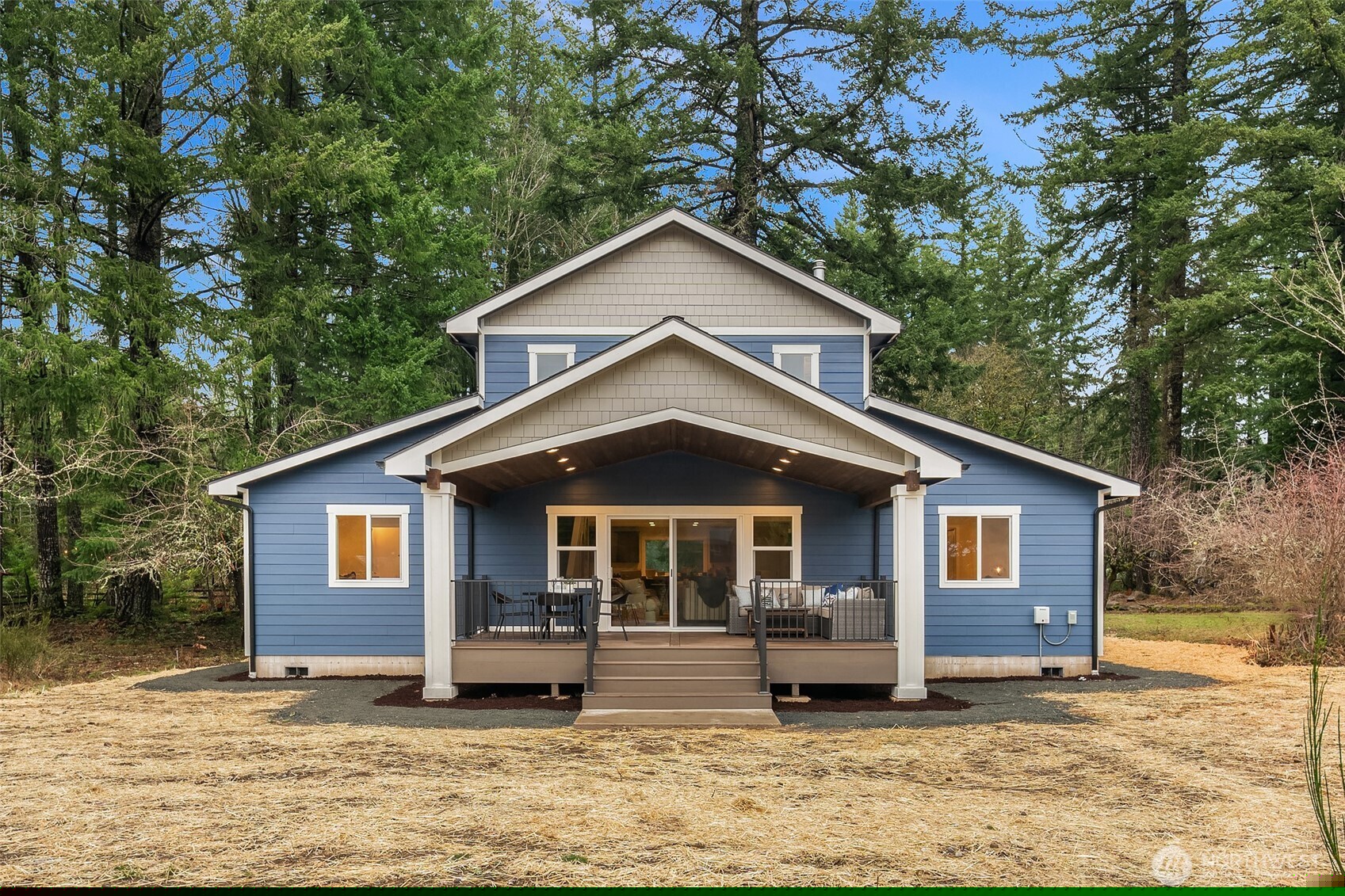 110 Mountain View Drive , Packwood, WA 98361