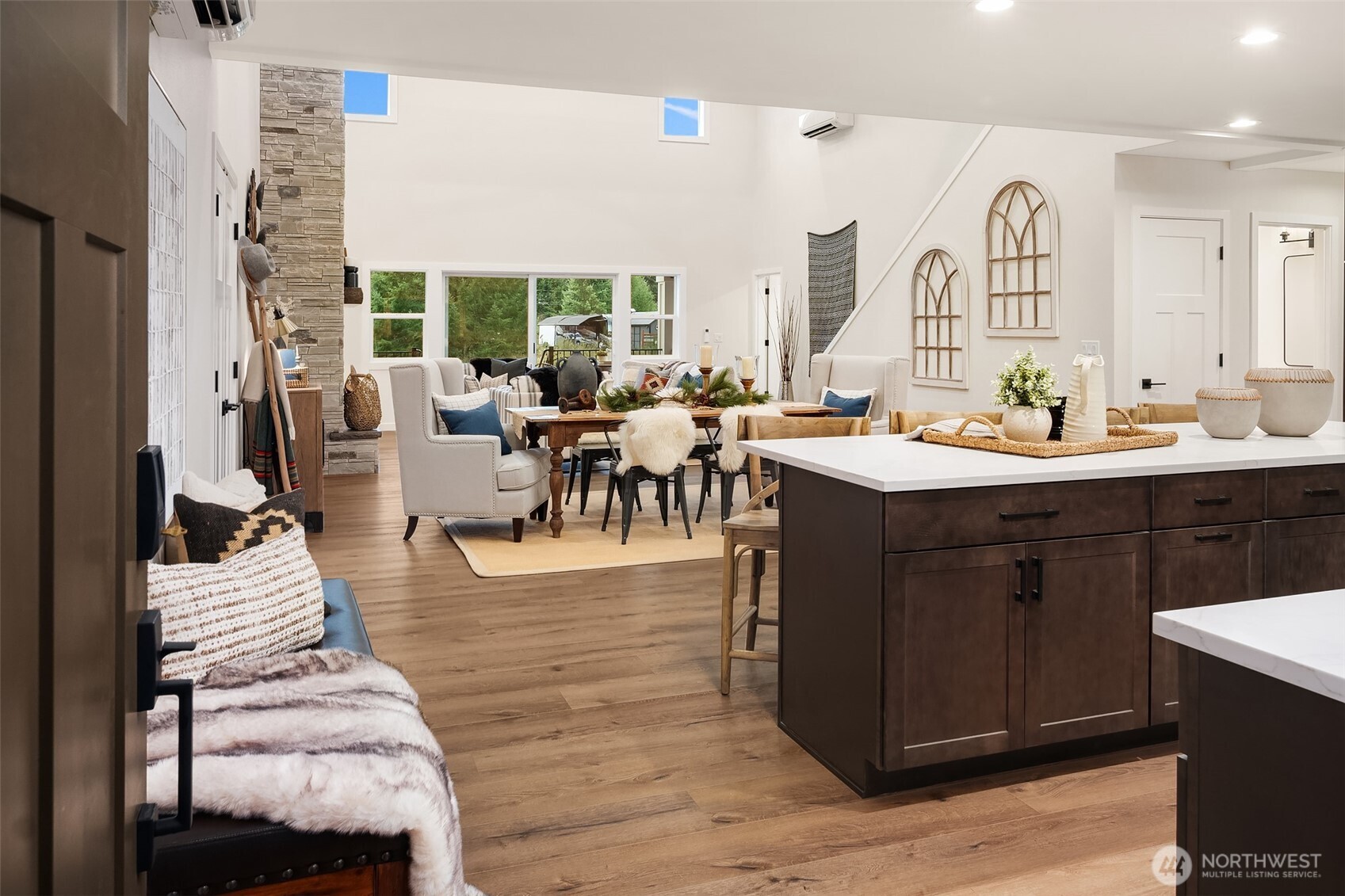 110 Mountain View Drive , Packwood, WA 98361