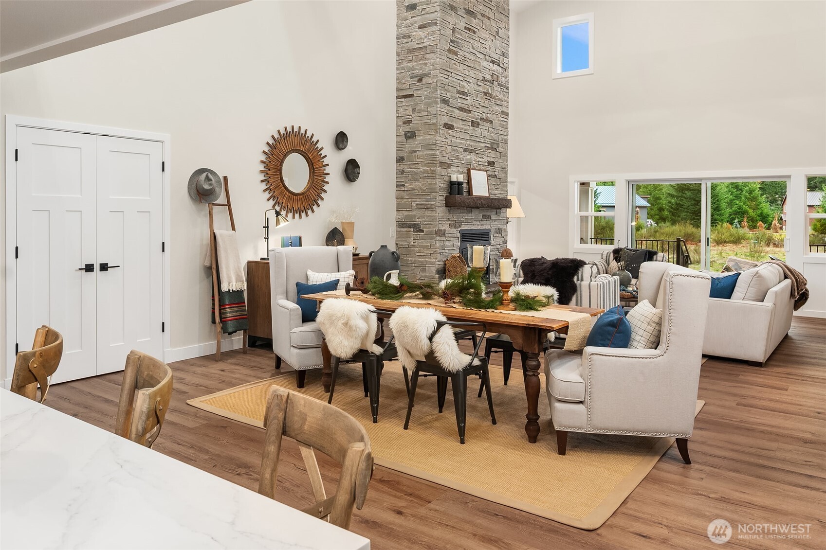 110 Mountain View Drive , Packwood, WA 98361