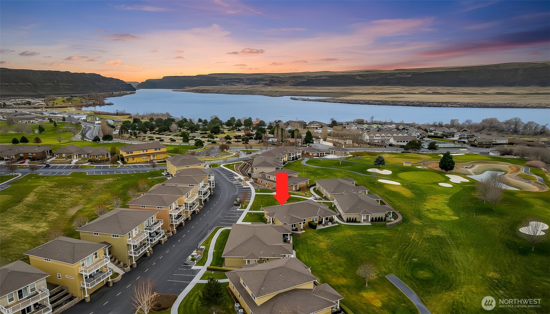 9270 Canyon Drive NW #C16, Quincy, WA 98848