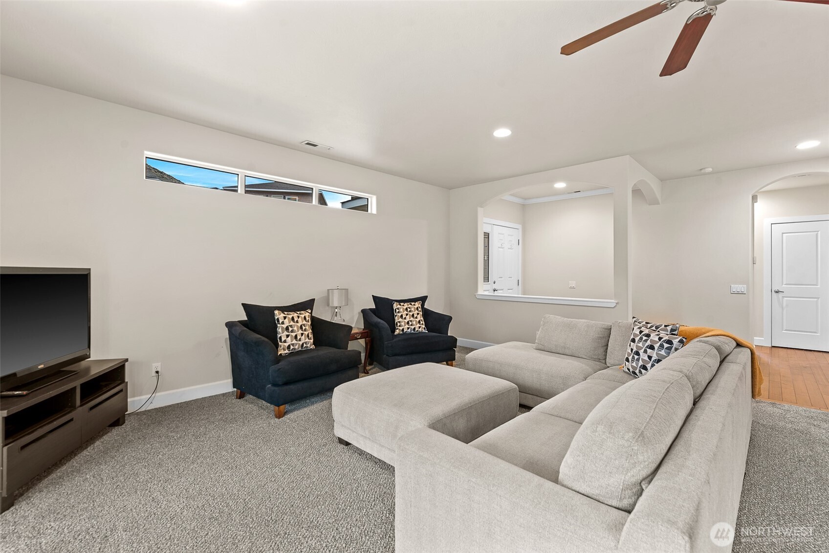 9270 Canyon Drive NW #C16, Quincy, WA 98848