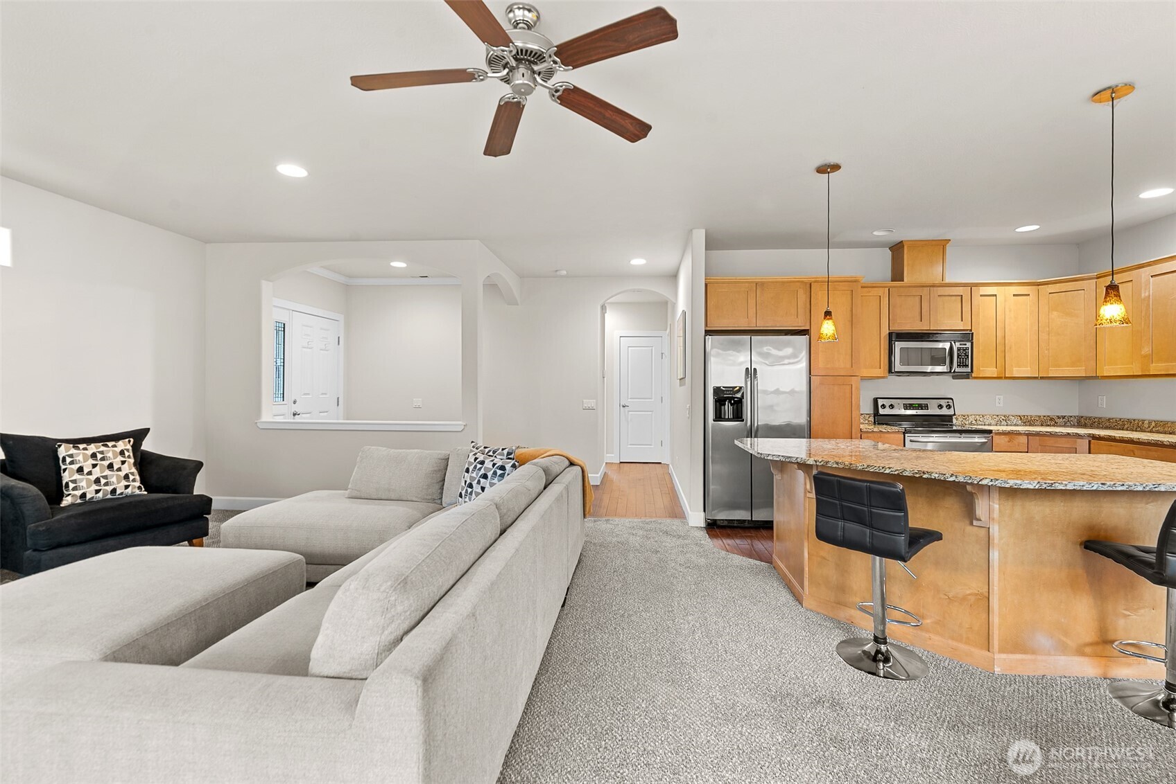 9270 Canyon Drive NW #C16, Quincy, WA 98848