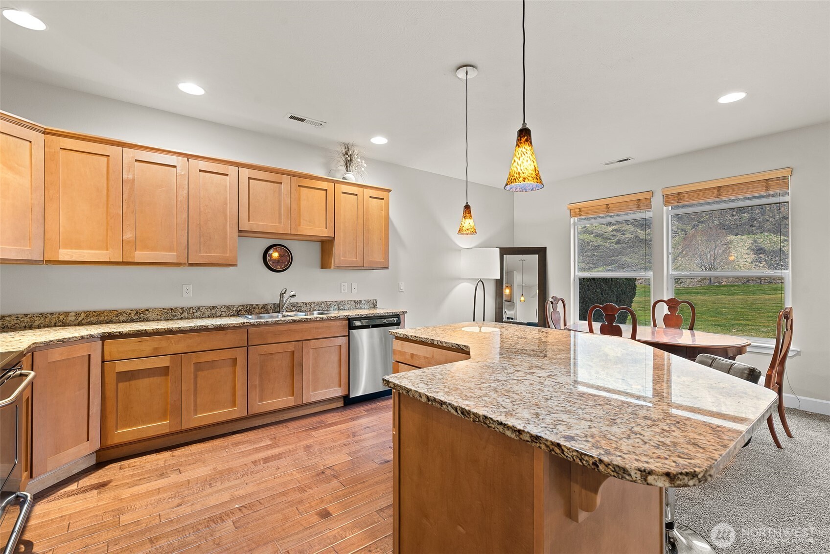 9270 Canyon Drive NW #C16, Quincy, WA 98848