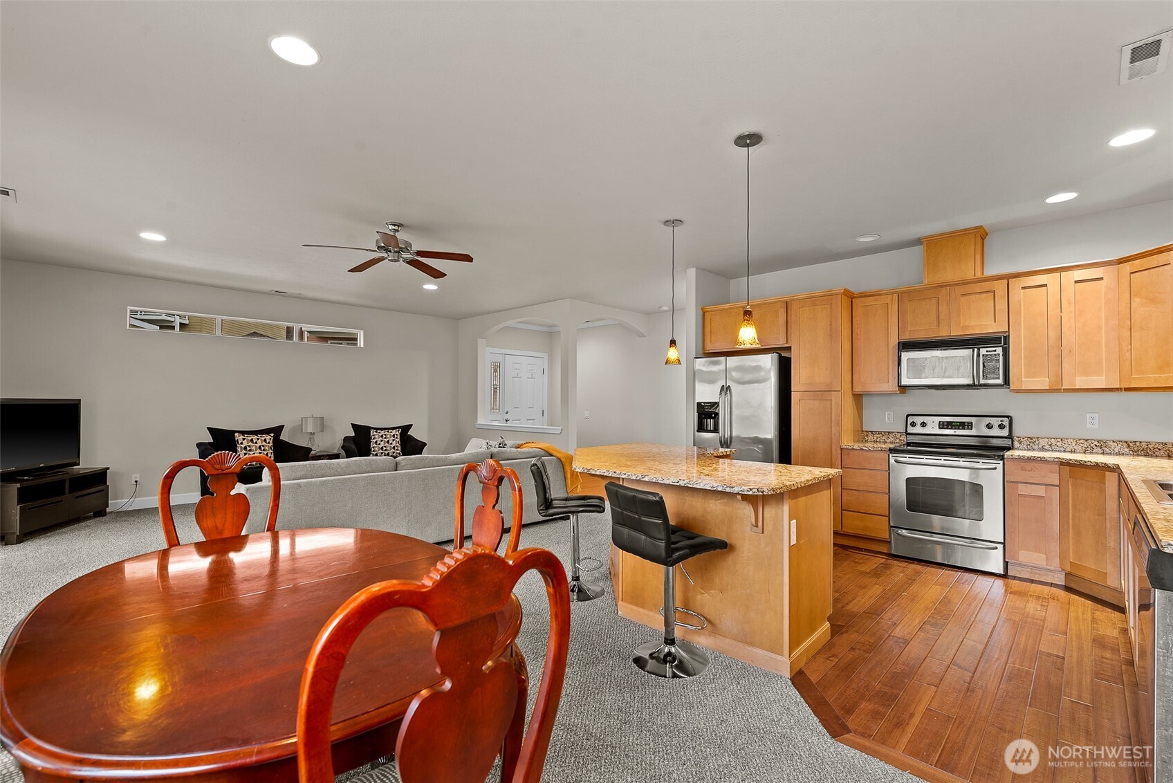 9270 Canyon Drive NW #C16, Quincy, WA 98848