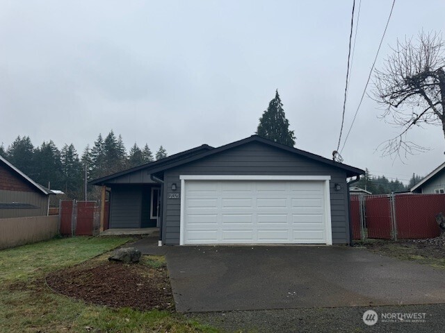 2021 Hay Street , Shelton, WA 98584