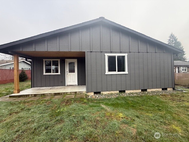 2021 Hay Street , Shelton, WA 98584