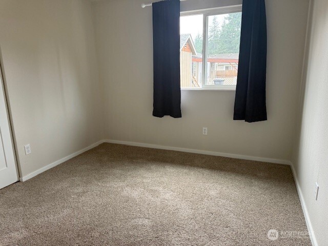 2021 Hay Street , Shelton, WA 98584