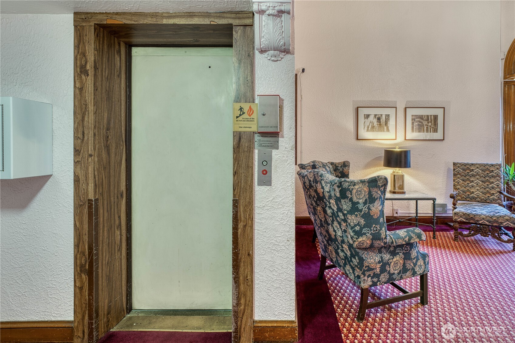 5810 Cowen Place NE #301, Seattle, WA 98105