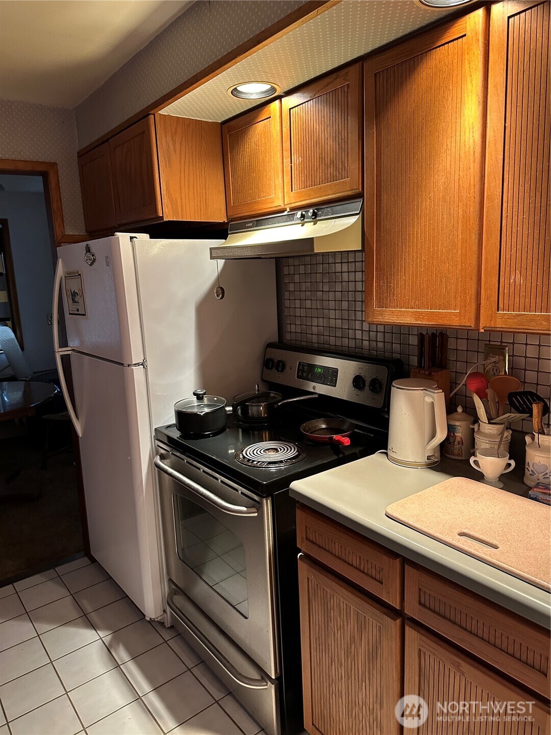 7033 S 116th Place , Seattle, WA 98178