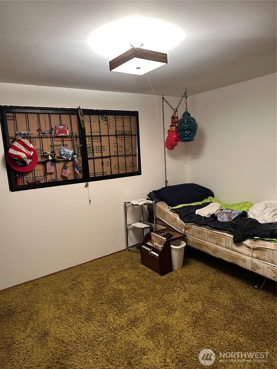 7033 S 116th Place , Seattle, WA 98178