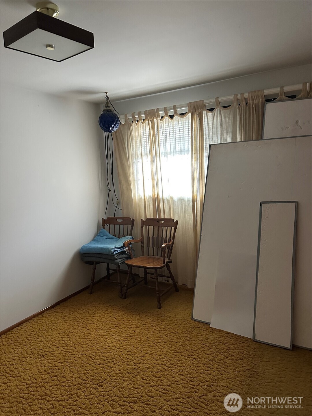 7033 S 116th Place , Seattle, WA 98178