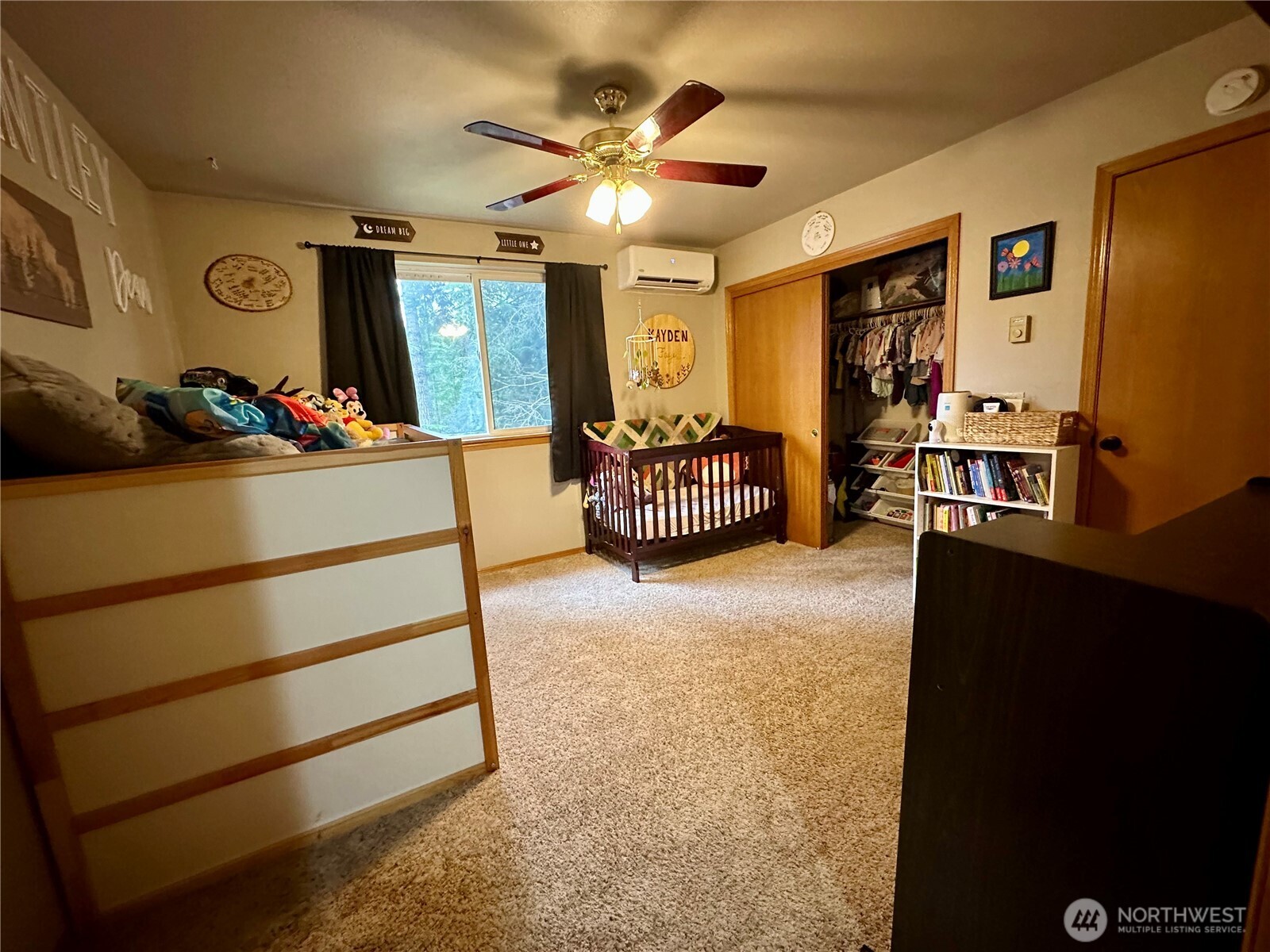 970 N Colony Surf Drive , Lilliwaup, WA 98555-9784