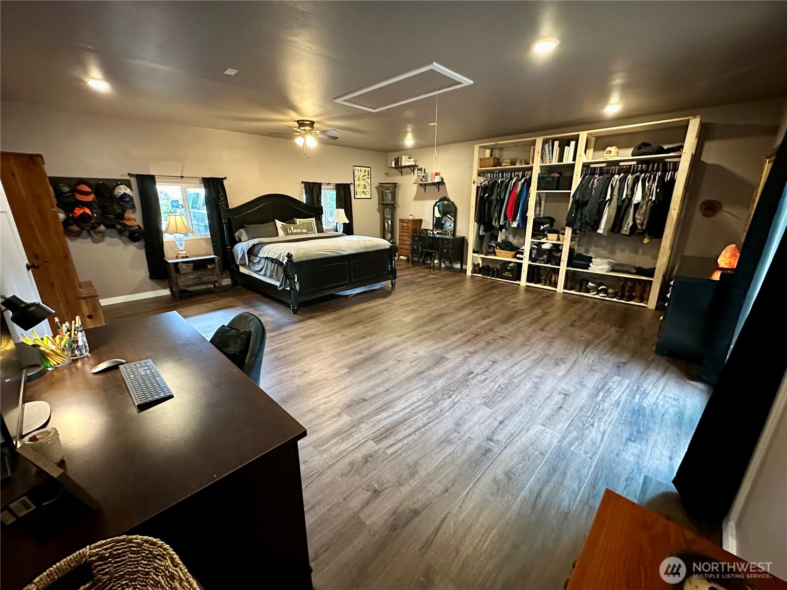 970 N Colony Surf Drive , Lilliwaup, WA 98555-9784