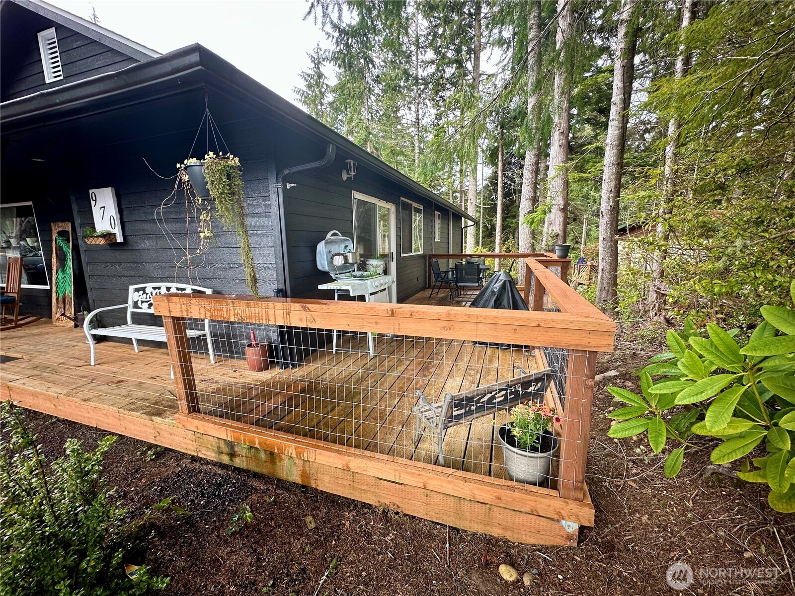 970 N Colony Surf Drive , Lilliwaup, WA 98555-9784