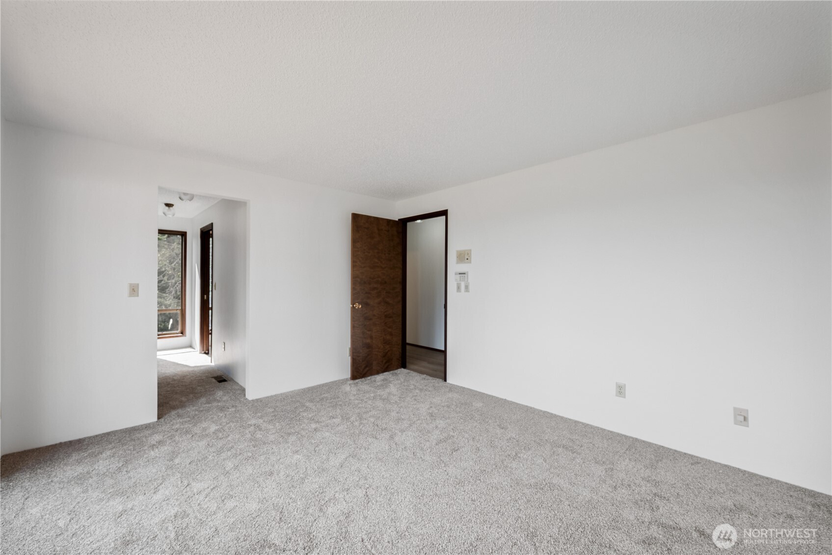 2366 Seminary Hill Road , Centralia, WA 98531