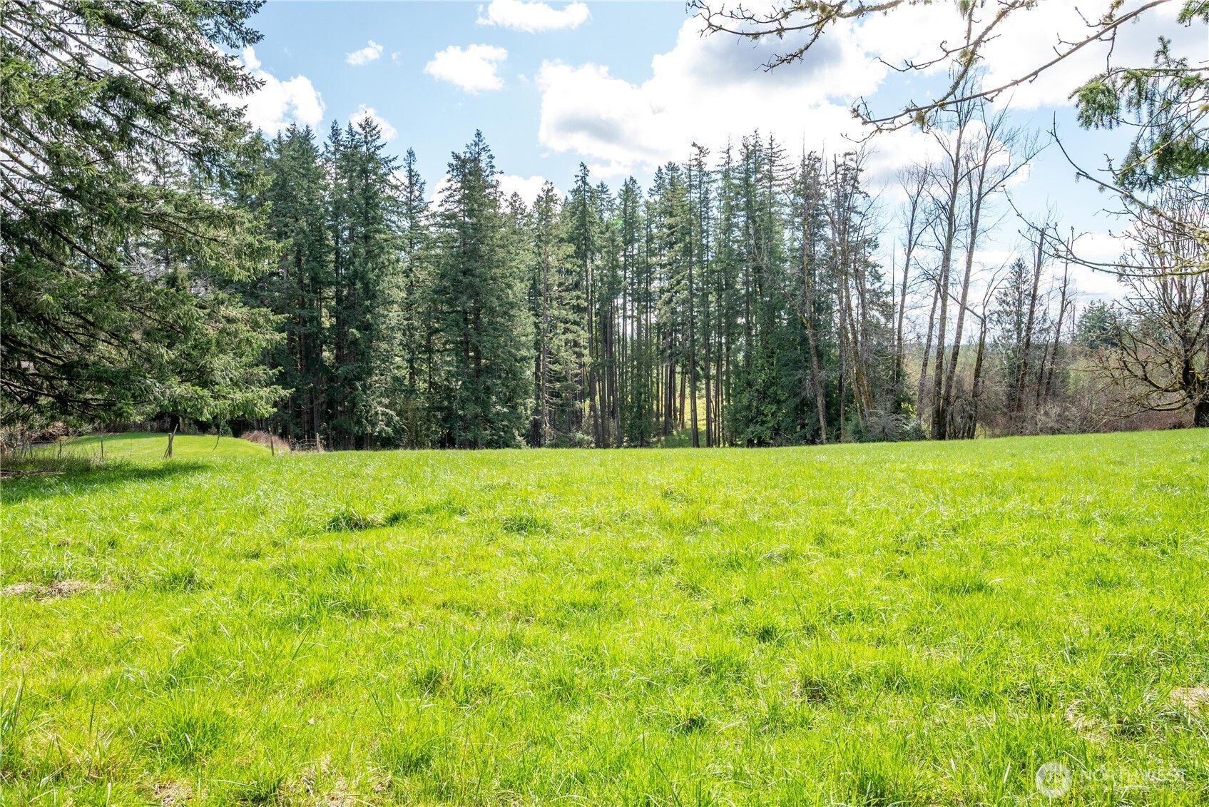 2366 Seminary Hill Road , Centralia, WA 98531