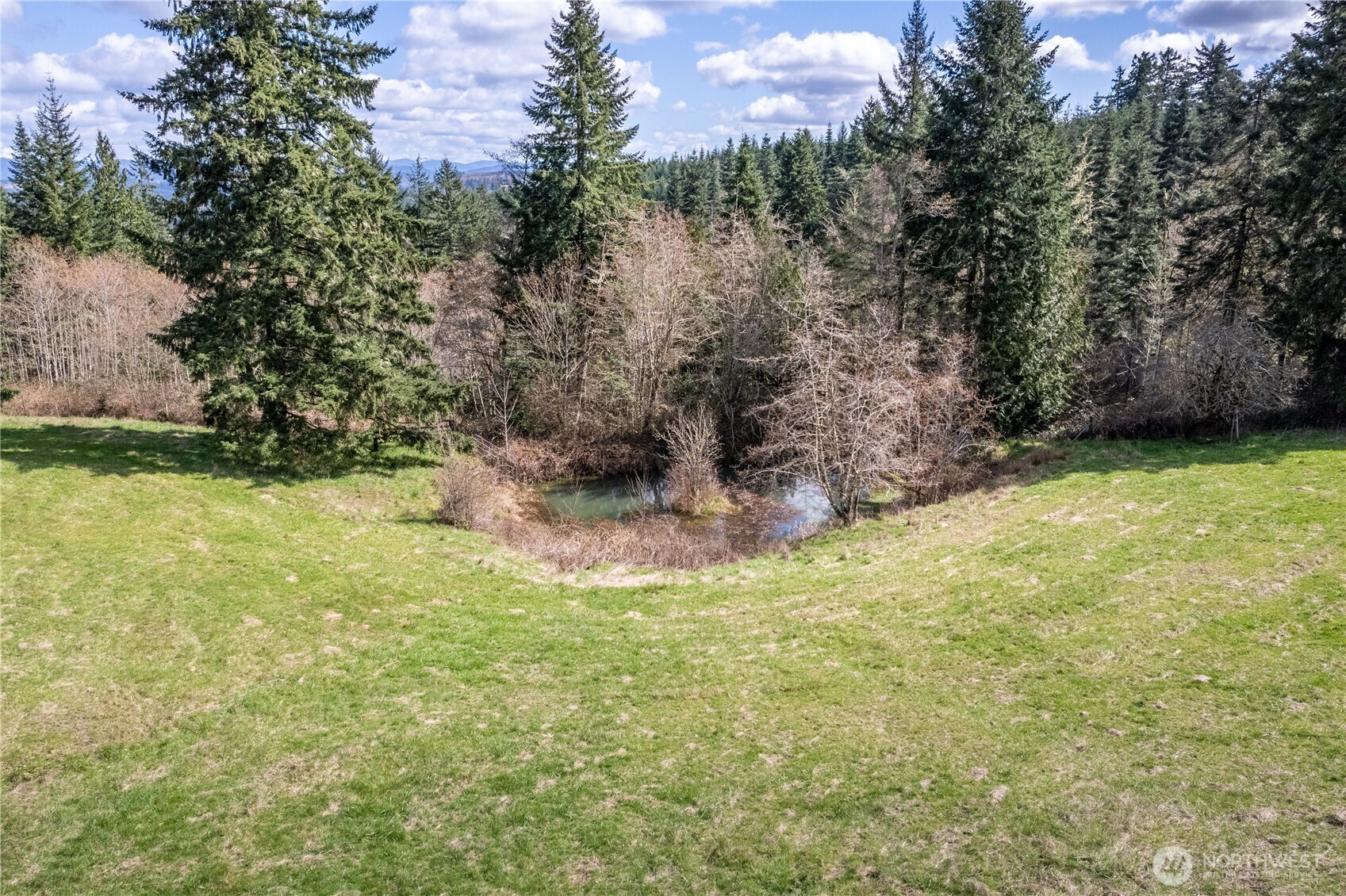 2366 Seminary Hill Road , Centralia, WA 98531