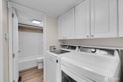 7614 NE Bothell Wy #11, Kenmore, WA 98028 - Photo 17