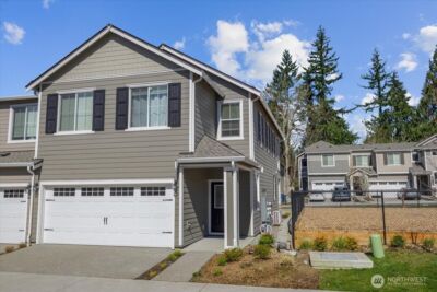 8576 35th Place NE, Marysville, WA 98270 - Photo 2