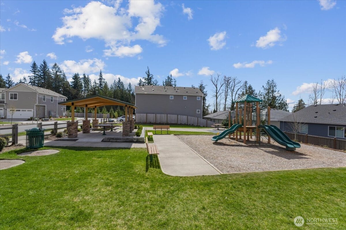 8576 35th Place NE, Marysville, WA 98270