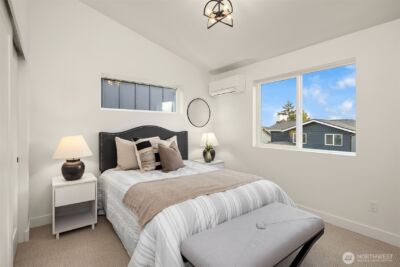 13548 39th Avenue NE, Seattle, WA 98125 - Photo 18