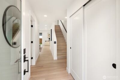 13548 39th Avenue NE, Seattle, WA 98125 - Photo 2