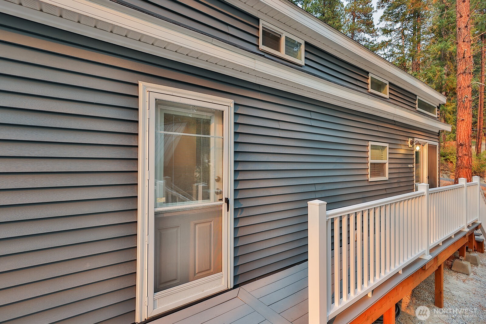 21512 Camp 12 Road , Leavenworth, WA 98826