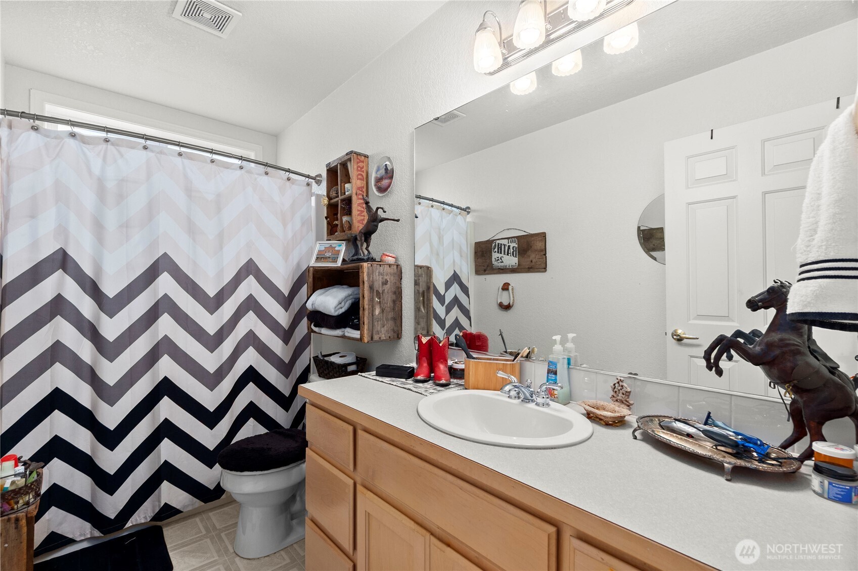 15537 SE 104th Place , Yelm, WA 98597