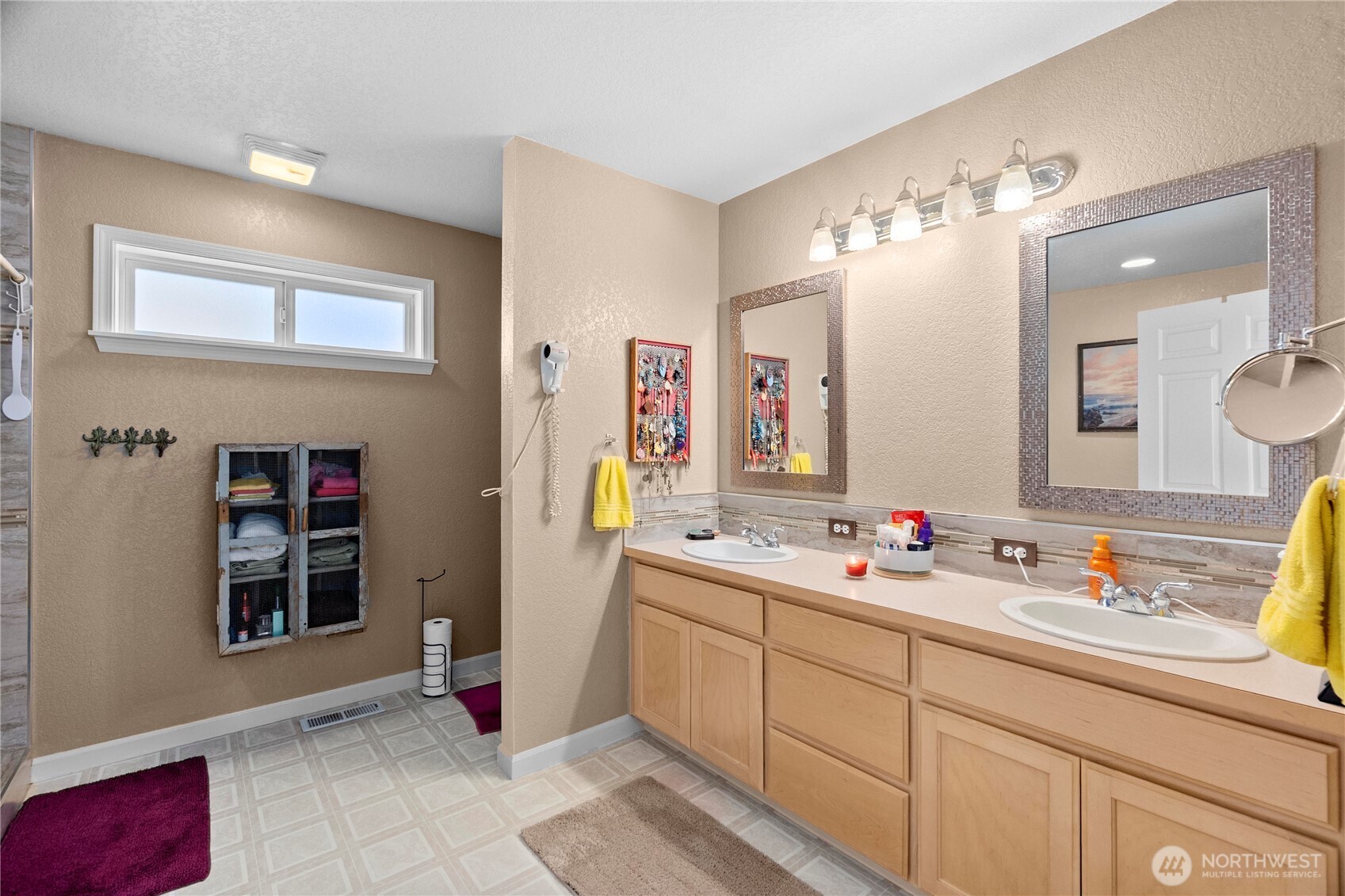 15537 SE 104th Place , Yelm, WA 98597