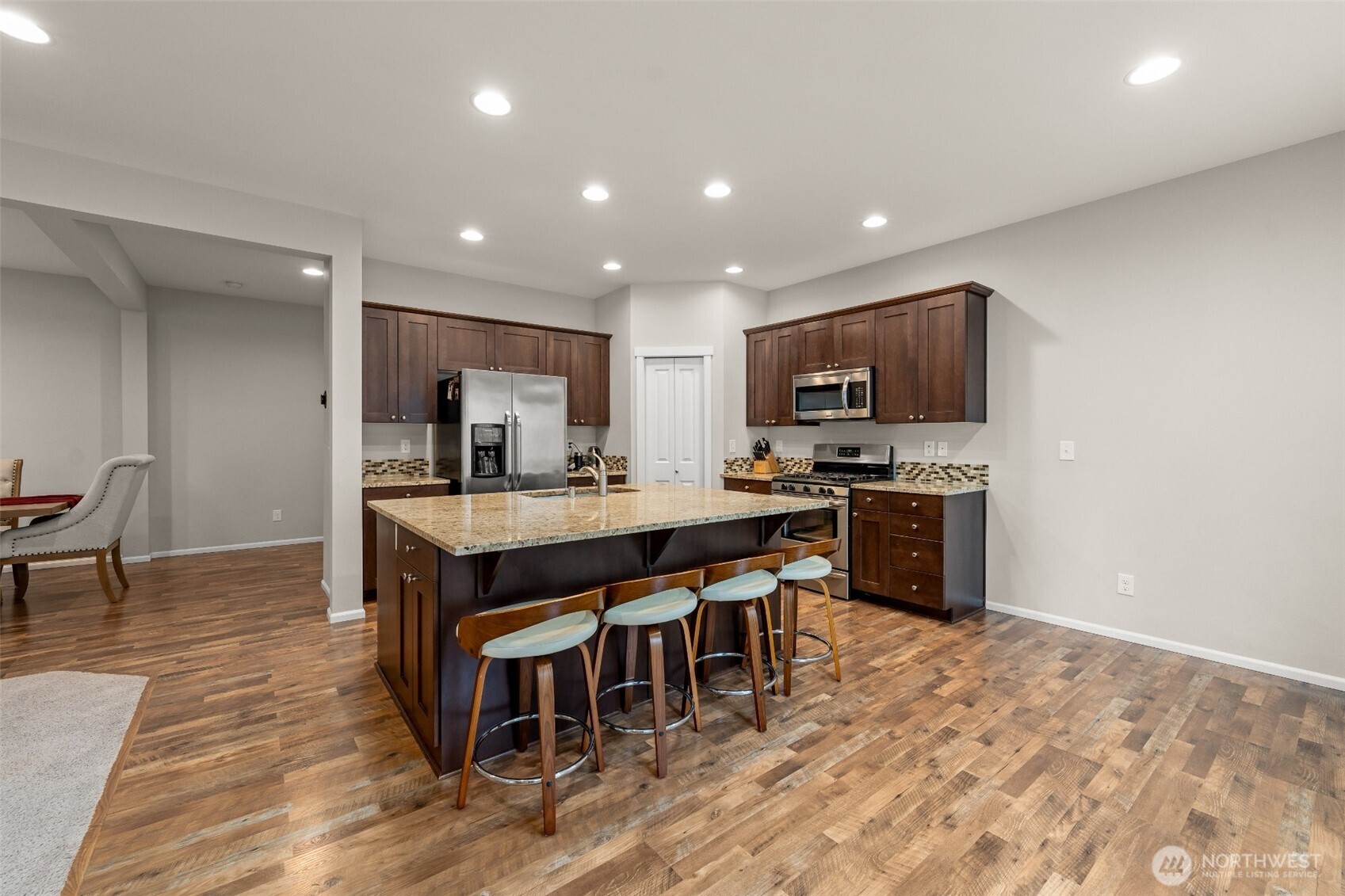 8126 175th Street E, Puyallup, WA 98375-6276