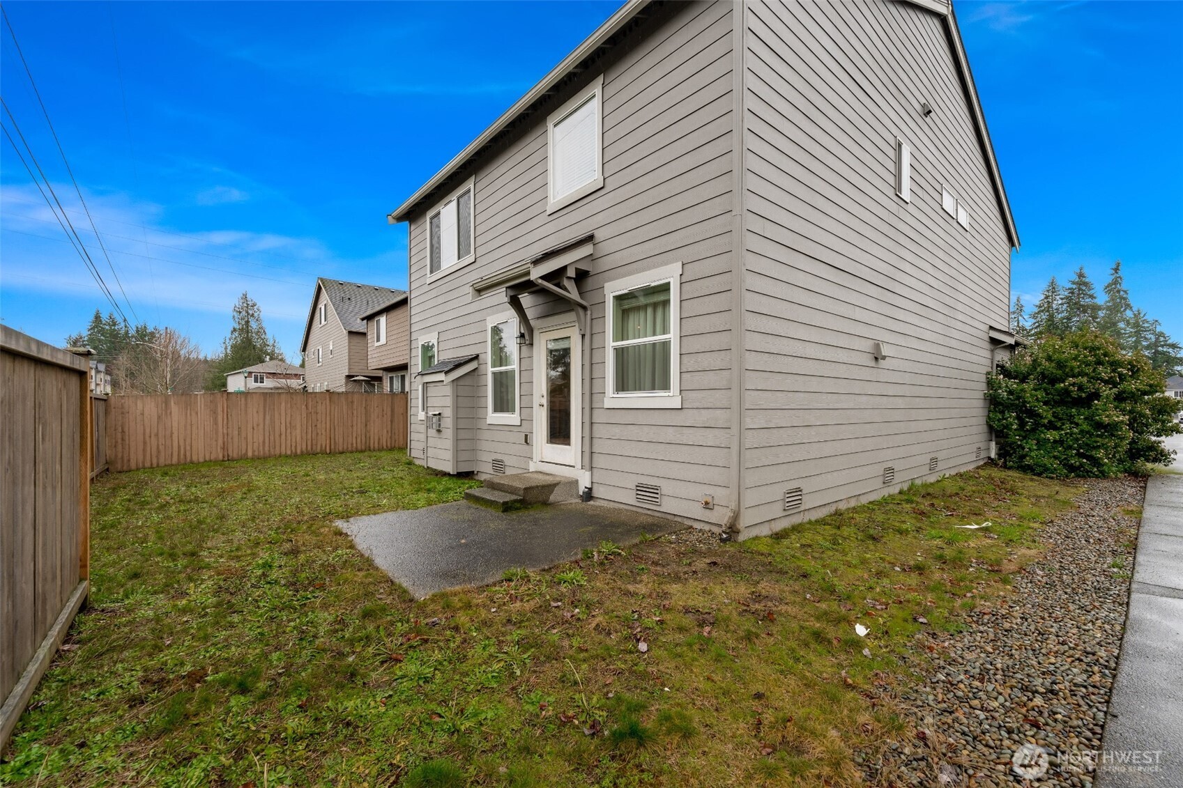 8126 175th Street E, Puyallup, WA 98375-6276