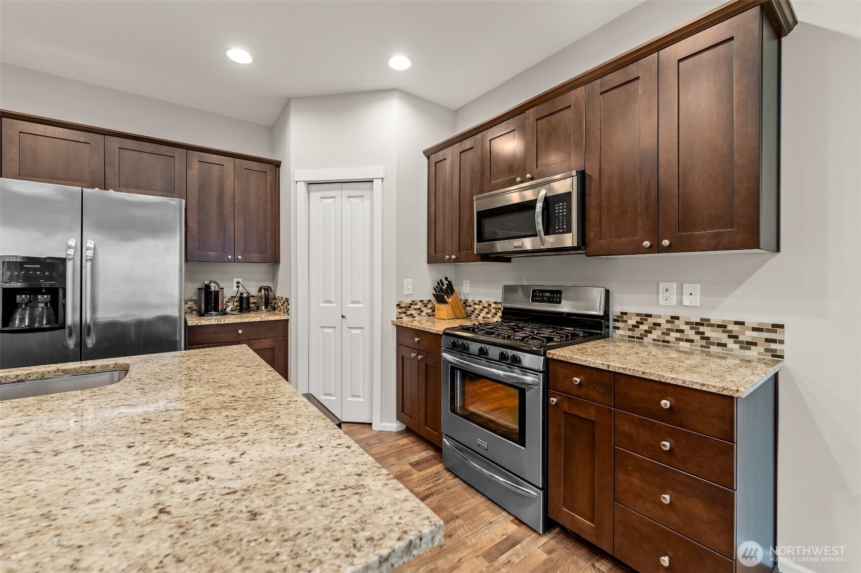 8126 175th Street E, Puyallup, WA 98375-6276