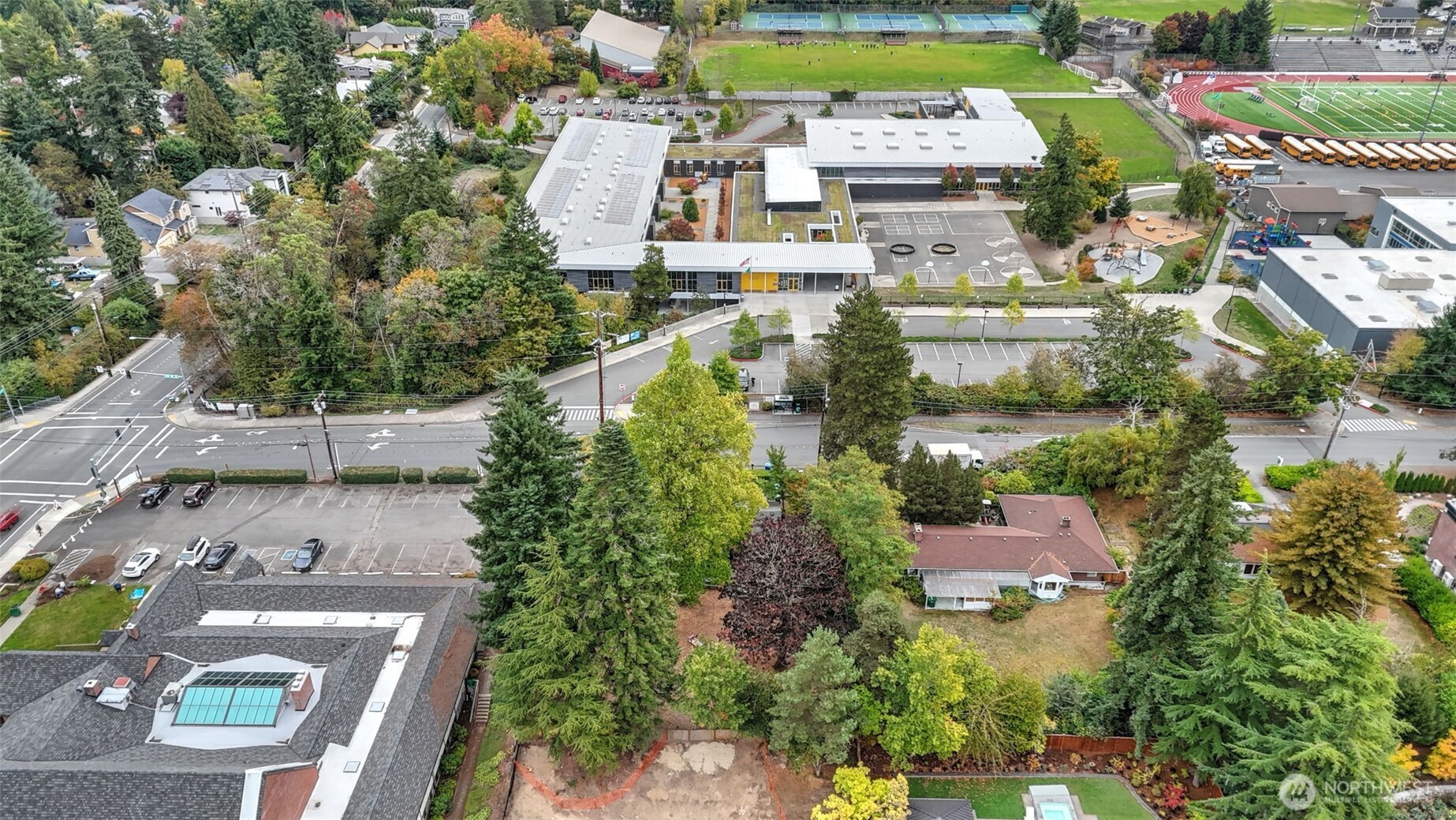 4025 86th Avenue SE, Mercer Island, WA 98040