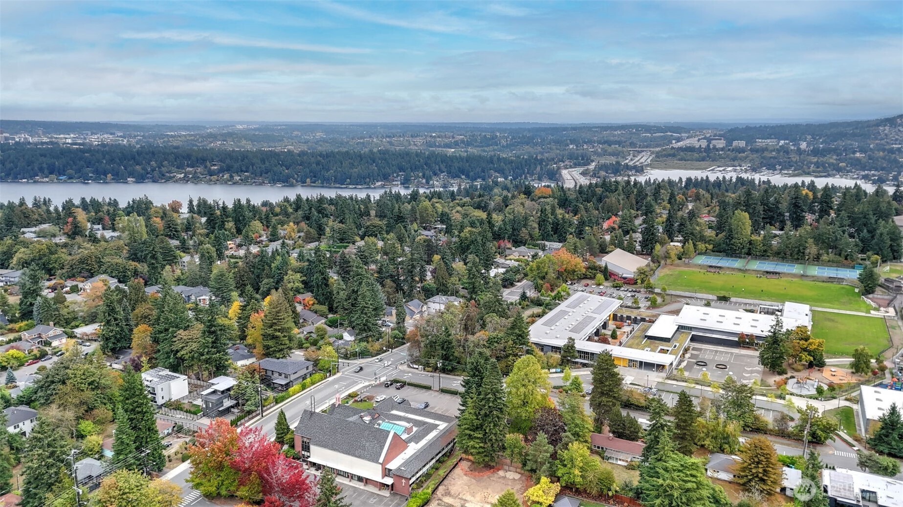 4025 86th Avenue SE, Mercer Island, WA 98040