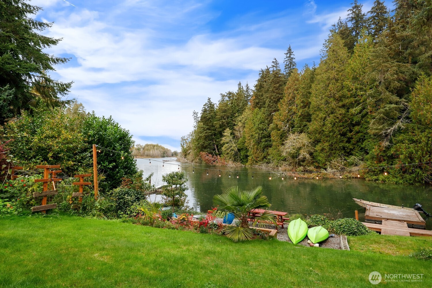 27442 State Highway 104 NE, Kingston, WA 98346-9491