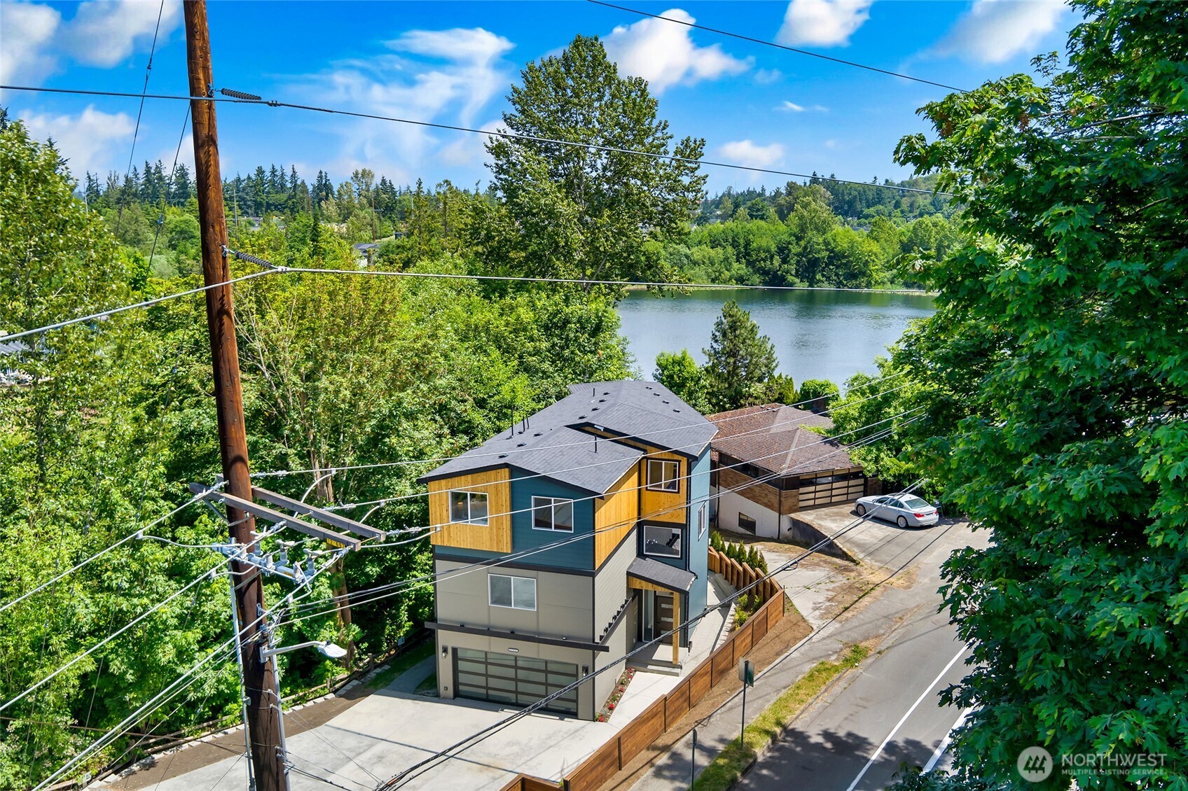5732 Halls Lake Way , Lynnwood, WA 98036