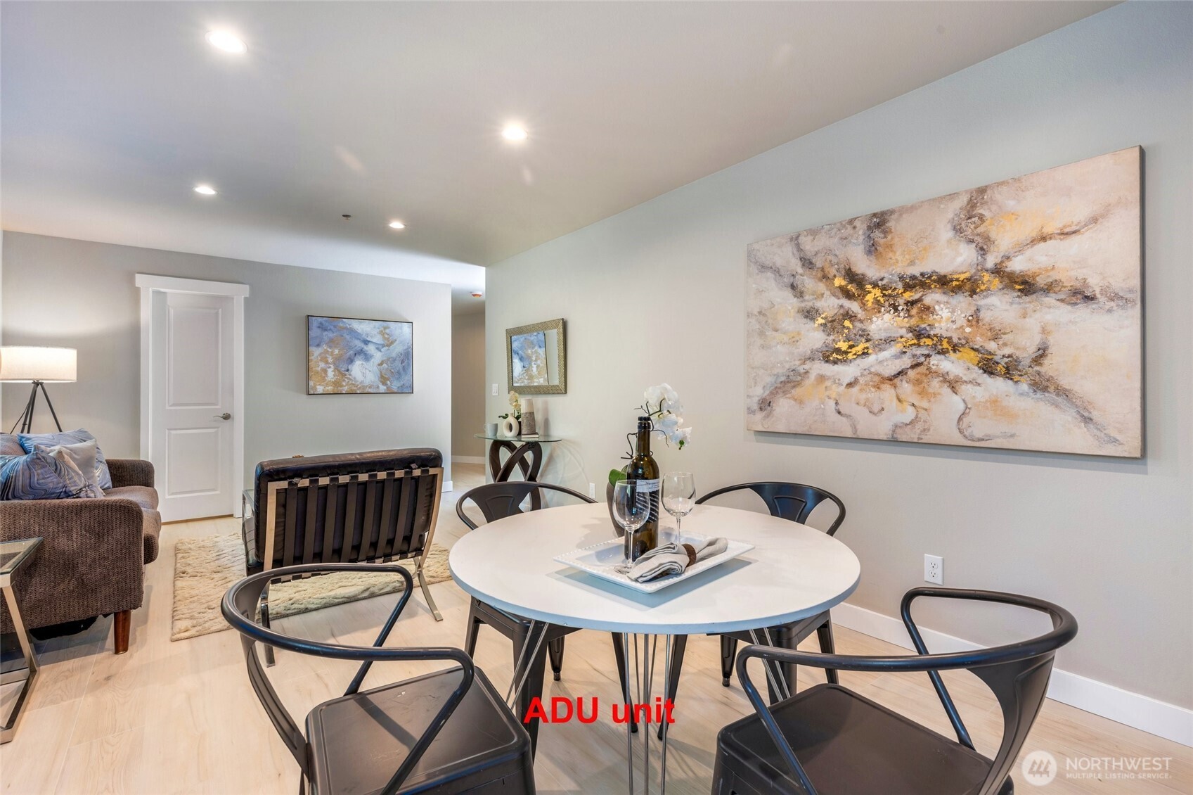 5732 Halls Lake Way , Lynnwood, WA 98036