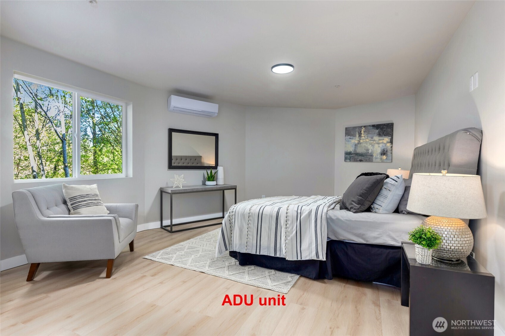 5732 Halls Lake Way , Lynnwood, WA 98036