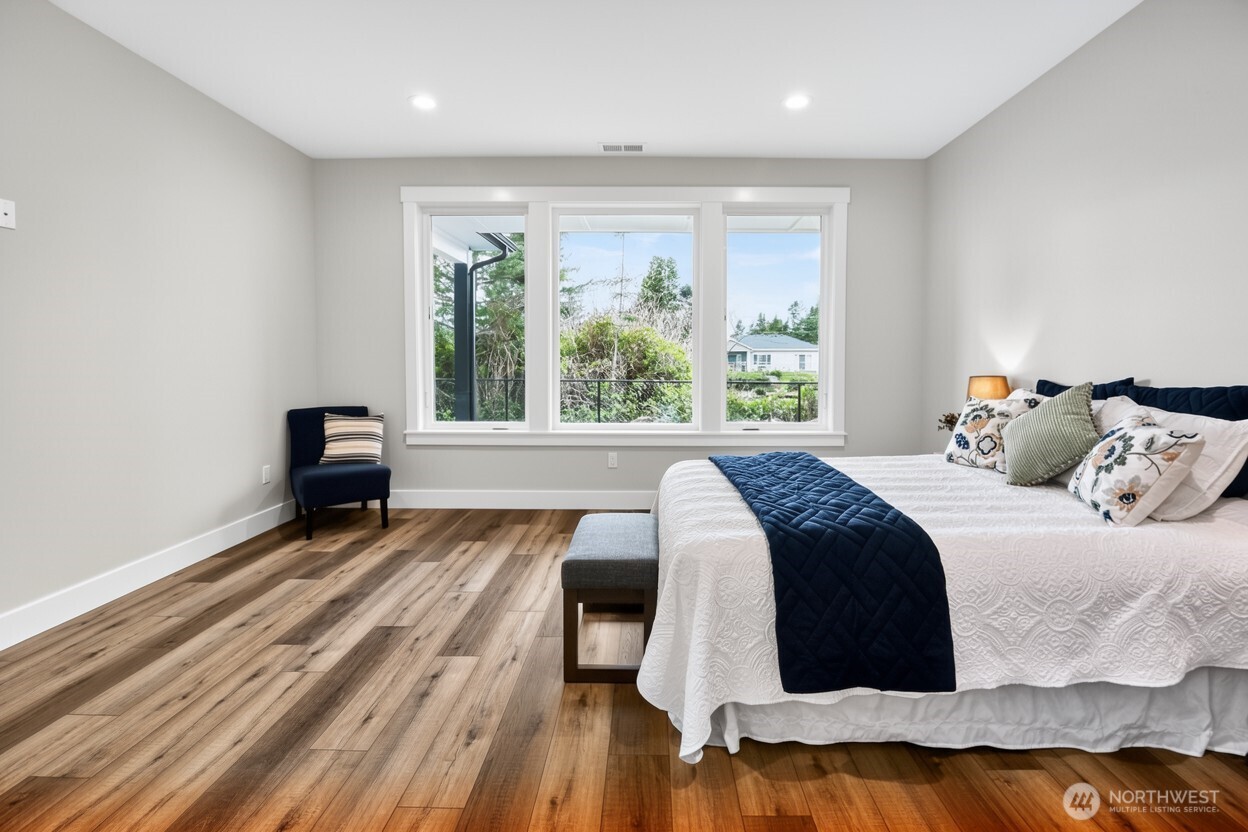 205 Canal Drive SE, Ocean Shores, WA 98569