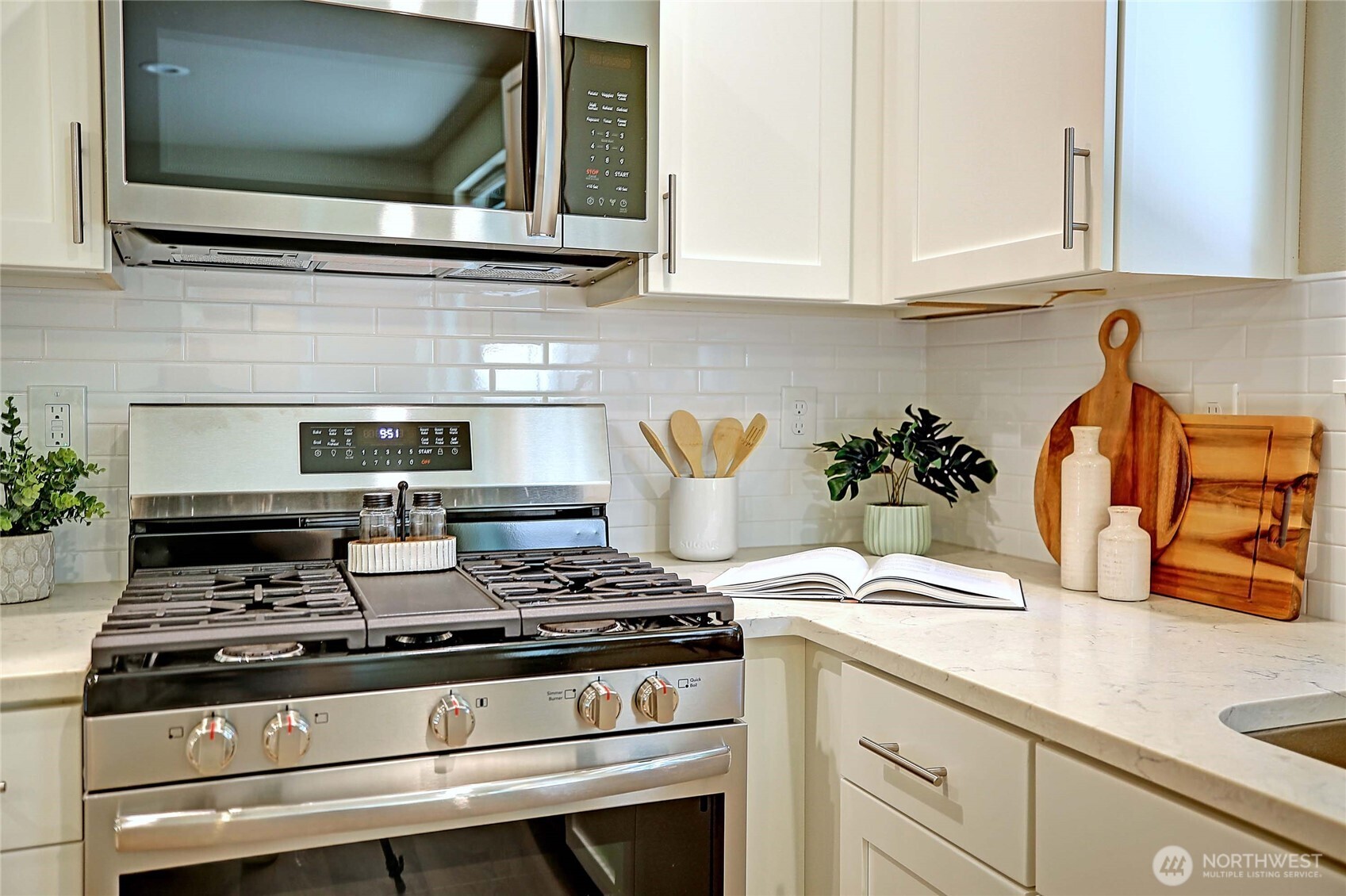 2801 Huckleberry Lane , Camano Island, WA 98282