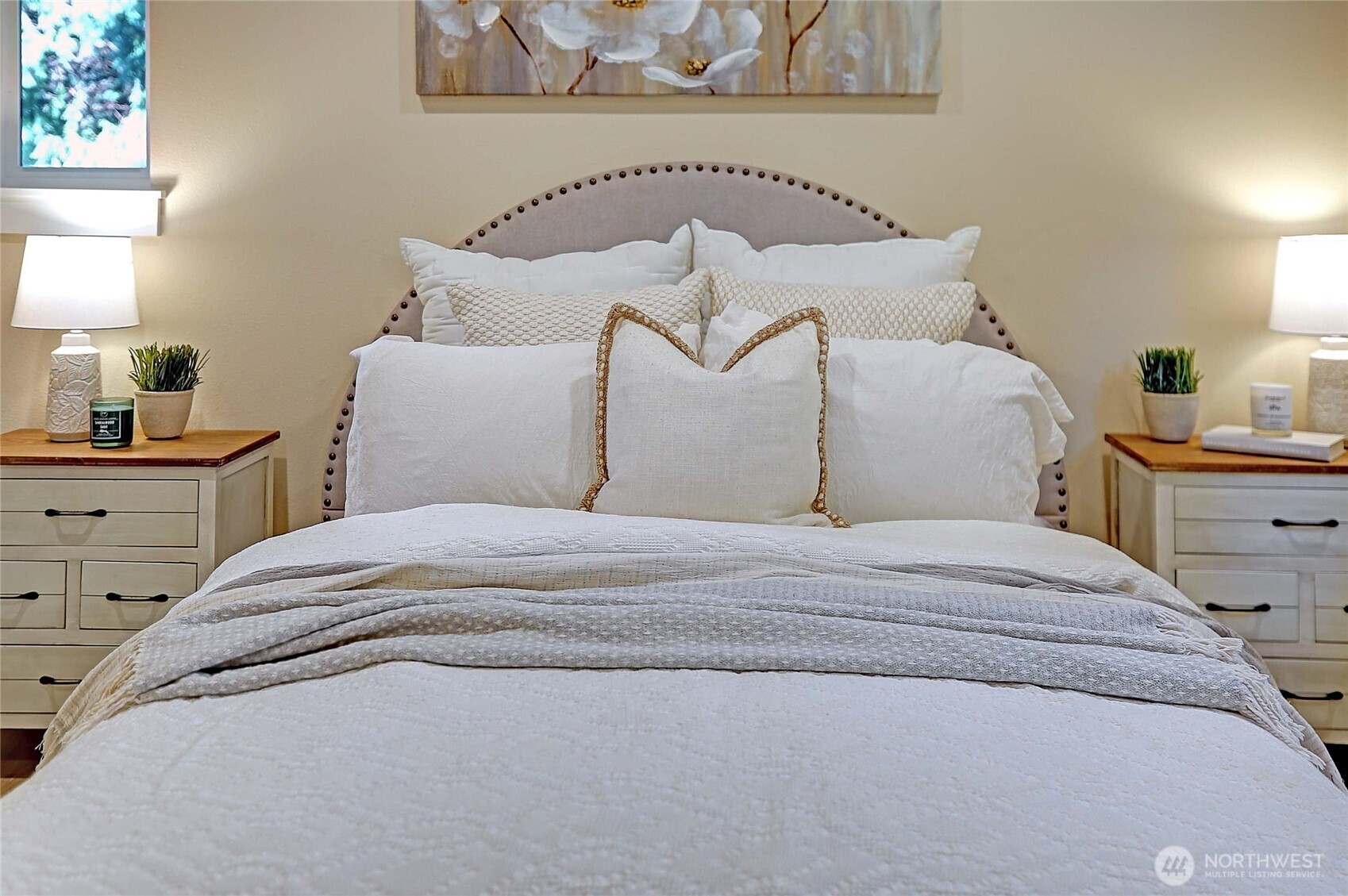 2801 Huckleberry Lane , Camano Island, WA 98282