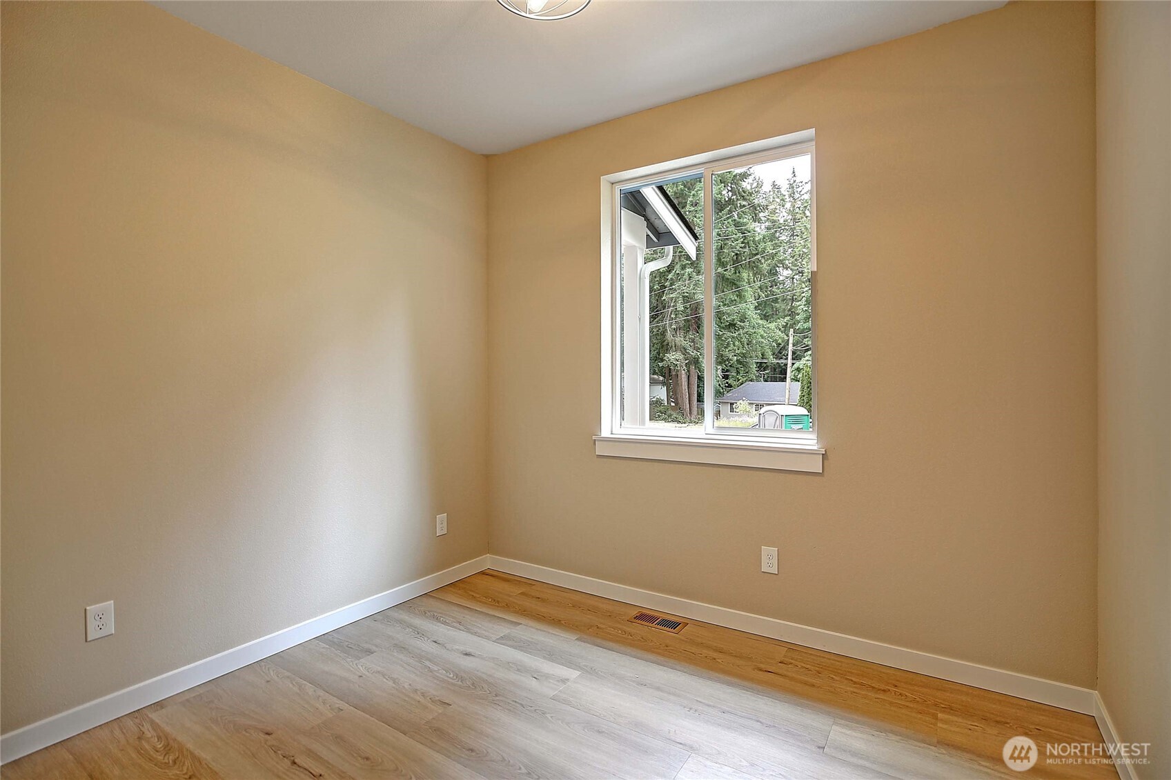 2801 Huckleberry Lane , Camano Island, WA 98282