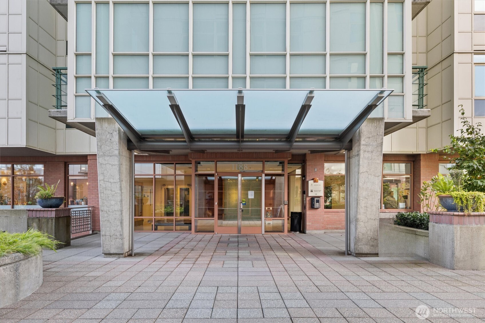 1188 106th Avenue NE #222, Bellevue, WA 98004