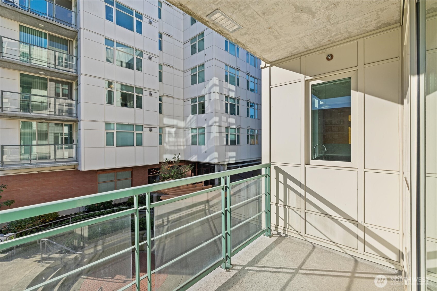1188 106th Avenue NE #222, Bellevue, WA 98004